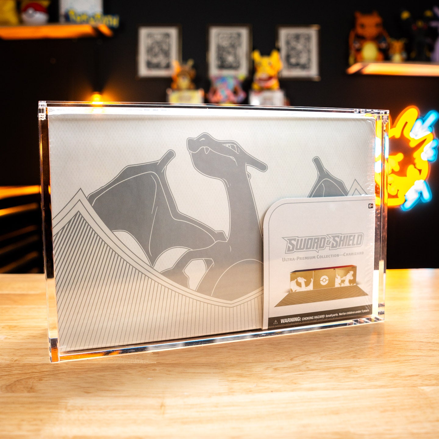 Acrylic Display Case for Pokémon Charizard Ultra Premium Collection